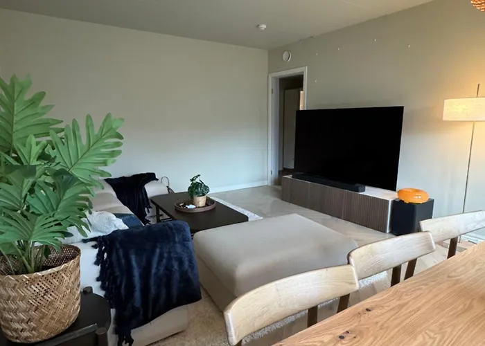 3 Bedroom Apartment, Flatscreen Tv, Balcony Daire *